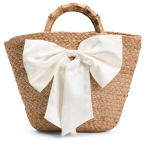 Elegant Tan Woven Bag with Cream Bow